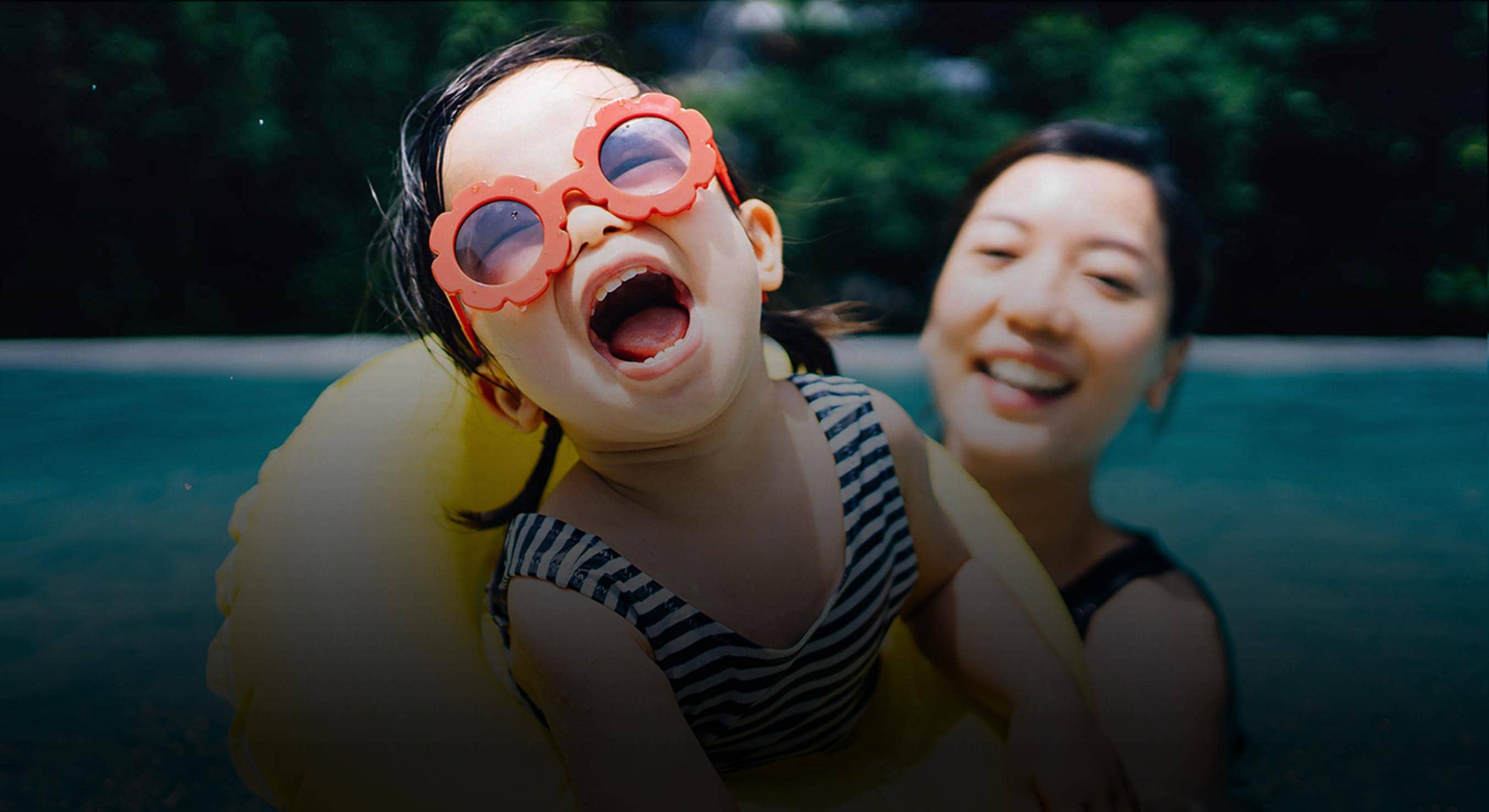 Keep your smile bright, fresh, and protected. Keep your smile bright, fresh, and protected.
